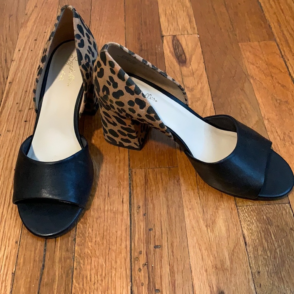 Black leather and leopard suede peep toes